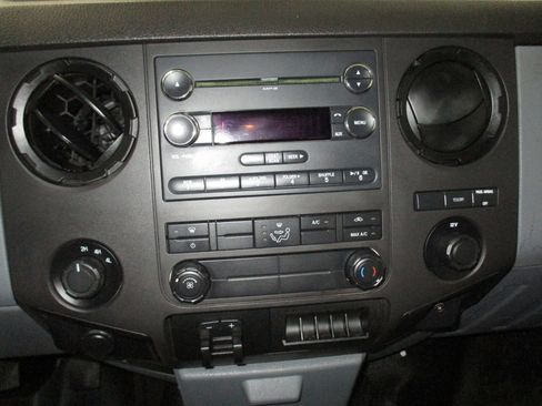Used 2012 Ford F350 XL w/ Skid Plate Pkg AWD/4WD image 19