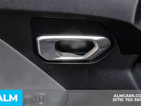 Used 2025 Kia K4 FWD image 36