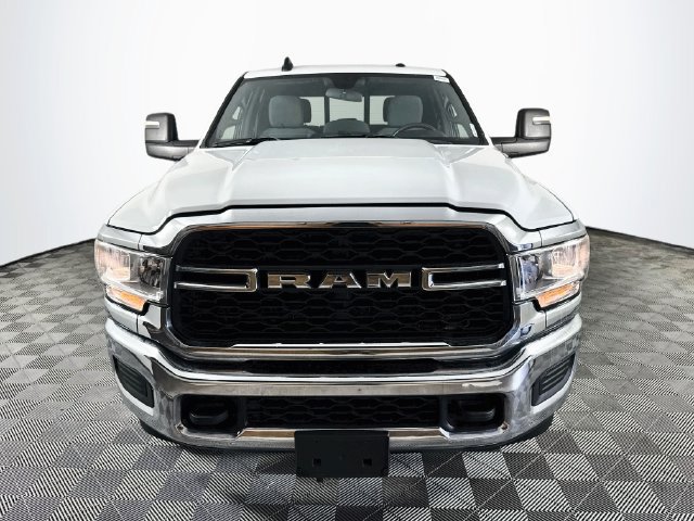 Used 2023 RAM 3500 Tradesman AWD/4WD image 2
