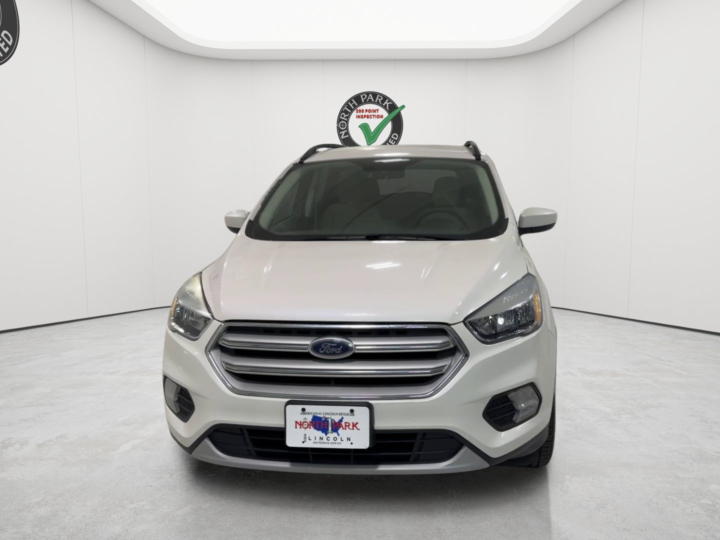 Used 2018 Ford Escape SE w/ SE Sync 3 Package AWD/4WD image 8