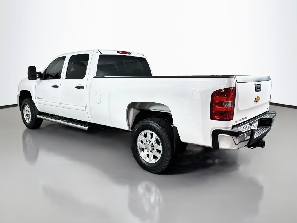 Used 2014 Chevrolet Silverado 3500 LT w/ Convenience Package AWD/4WD image 9