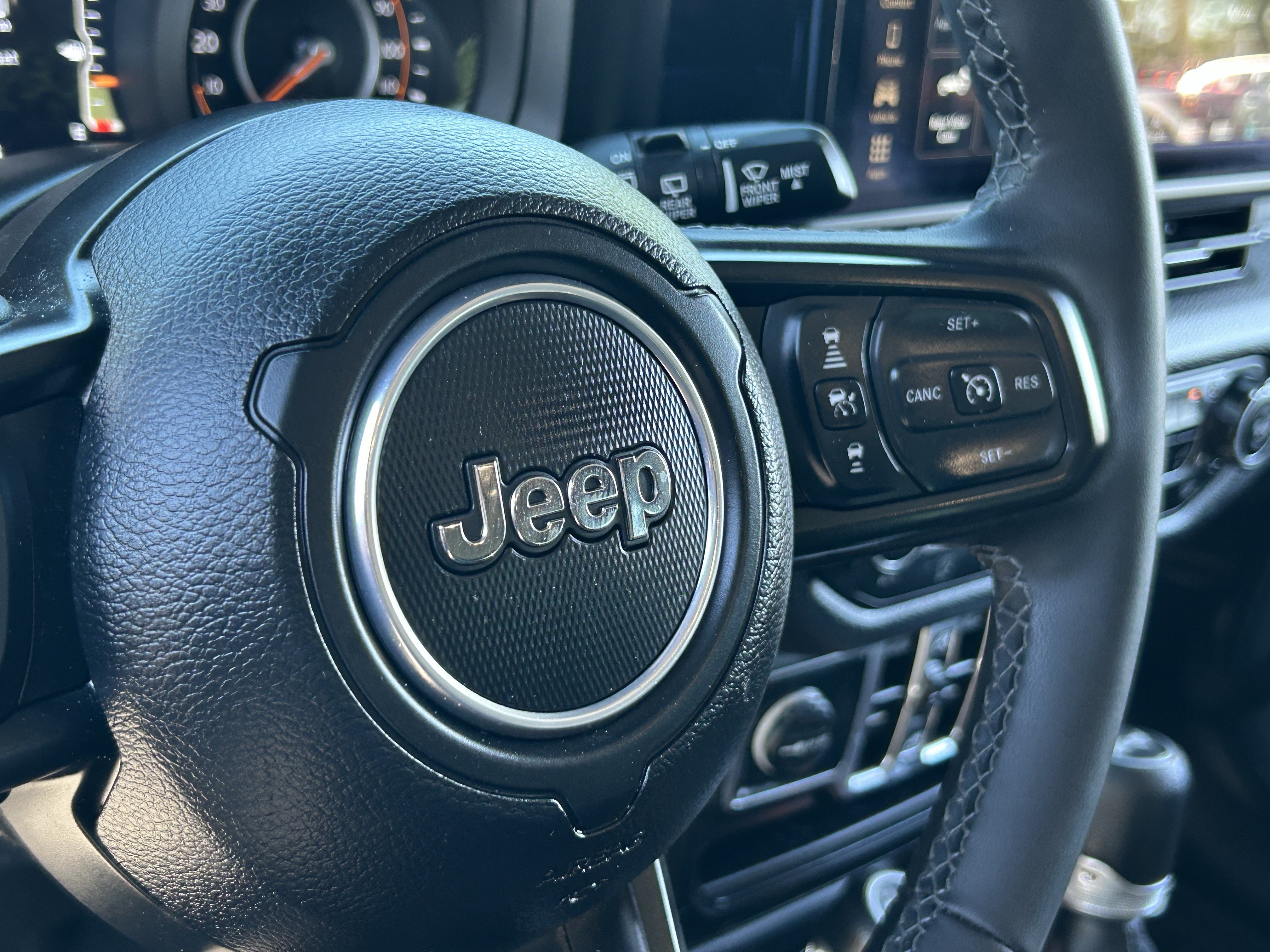 Used 2025 Jeep Wrangler Unlimited Sport AWD/4WD image 29