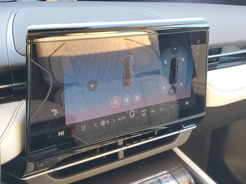 New 2026 Lincoln Nautilus Black Label image 25