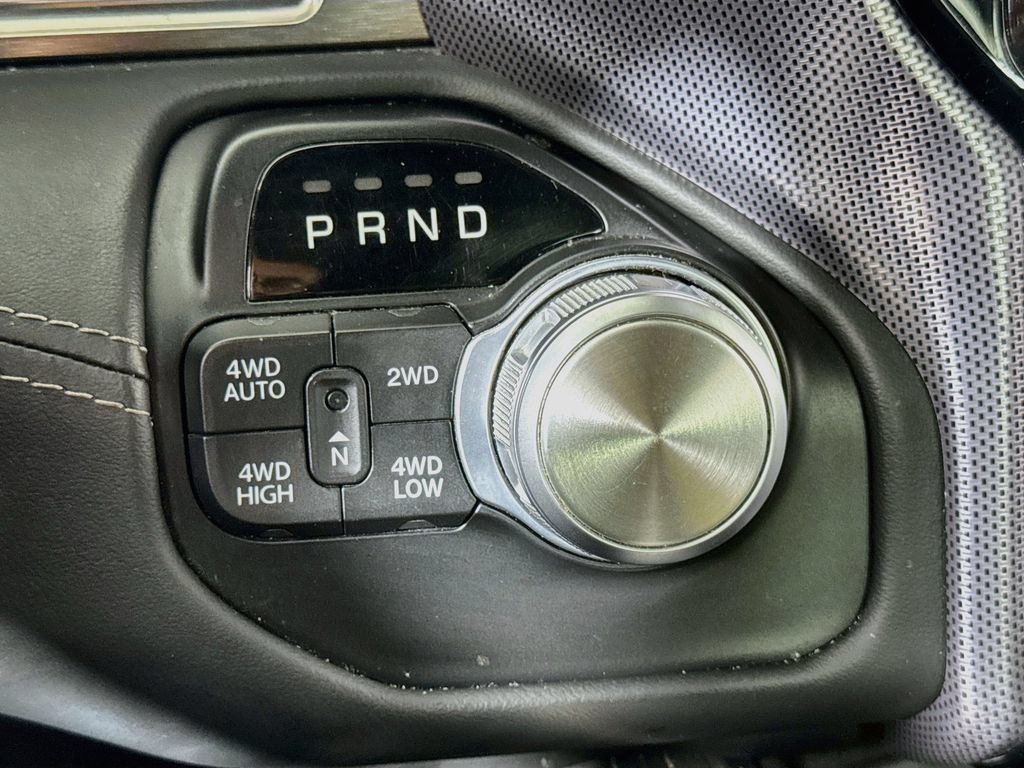 Used 2019 RAM 1500 Limited AWD/4WD image 16