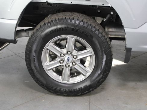 Used 2024 Ford F150 XLT w/ FX4 Off-Road Package image 16