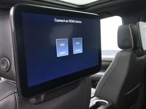 Used 2023 Chevrolet Tahoe Premier w/ Premium Package AWD/4WD image 20