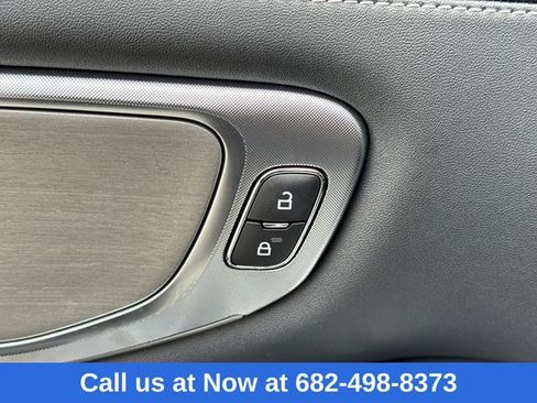 New 2025 Ford Expedition Platinum w/ Driver's Package image 23