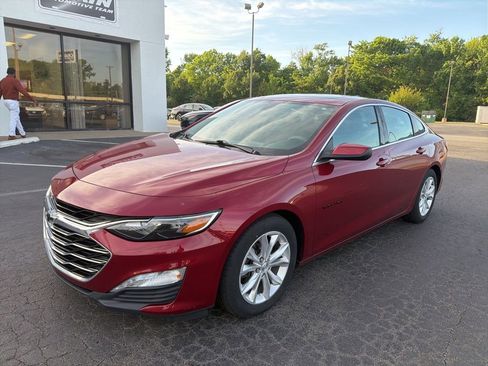 Used 2020 Chevrolet Malibu LT FWD image 11