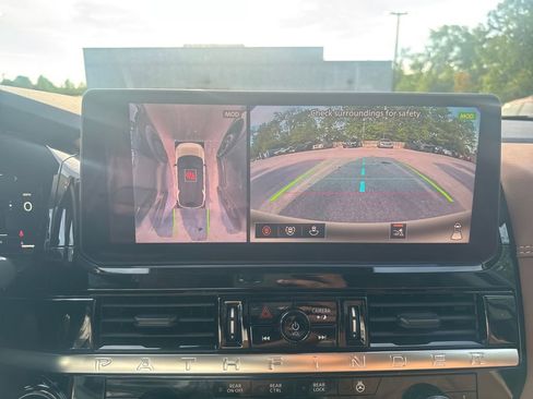 New 2026 Nissan Pathfinder Platinum w/ Cargo Package FWD image 19
