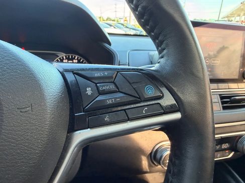 Used 2019 Nissan Altima 2.5 SV FWD image 33