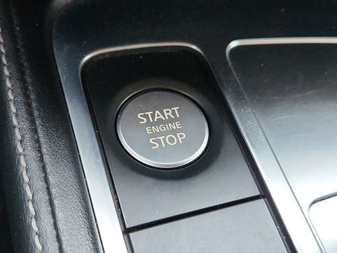 Used 2023 INFINITI QX60 Sensory w/ Vision Package AWD/4WD image 21
