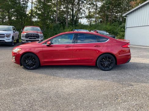Used 2020 Ford Fusion SE w/ Equipment Group 151A FWD image 8