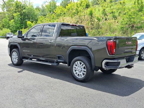 Used 2022 GMC Sierra 3500 SLT w/ SLT Premium Package AWD/4WD image 4