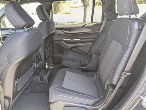 New 2025 Jeep Grand Cherokee L Laredo w/ Luxury Tech Group I image 13
