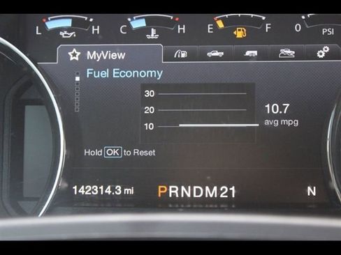 Used 2015 Ford F150 Platinum w/ Equipment Group 701A Luxury AWD/4WD image 36