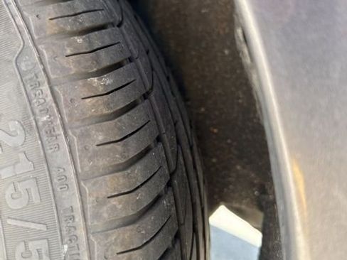 Used 2017 Toyota Camry SE image 13