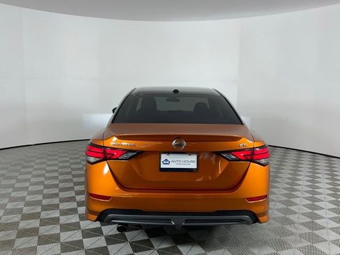 Used 2023 Nissan Sentra SR w/ SR Premium Package image 6