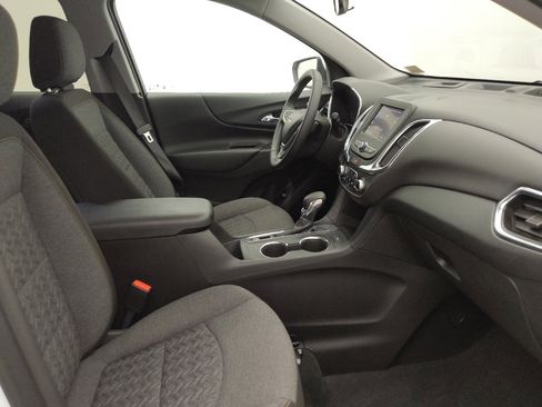 Used 2023 Chevrolet Equinox LT FWD image 21