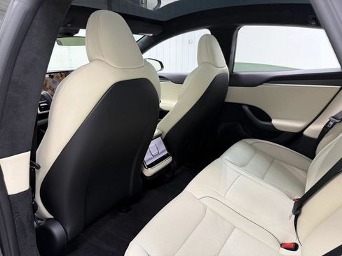Used 2023 Tesla Model S Plaid AWD/4WD image 16