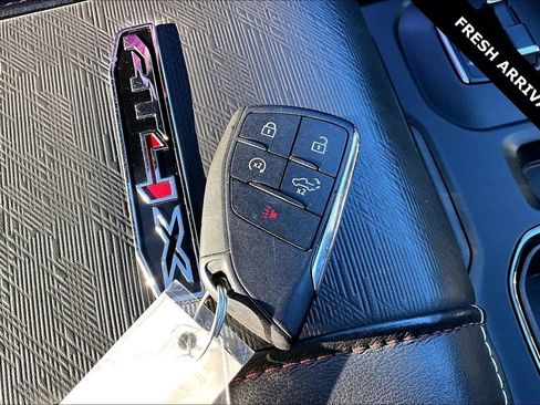 Used 2024 GMC Sierra 2500 AT4X image 35