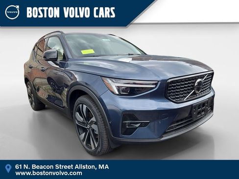 New 2026 Volvo XC40 B5 Ultra w/ Protection Package Premier AWD/4WD image 1