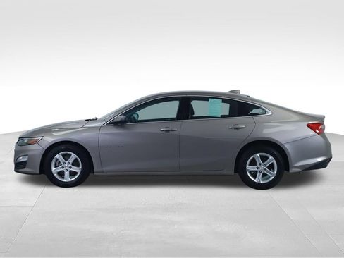 Used 2024 Chevrolet Malibu LT FWD image 9