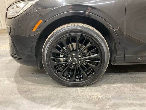 Used 2023 Lincoln Corsair Reserve w/ Equipment Group 201A image 6