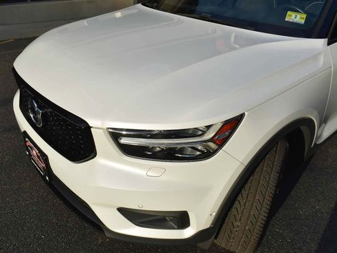 Used 2019 Volvo XC40 T5 R-Design AWD/4WD image 63