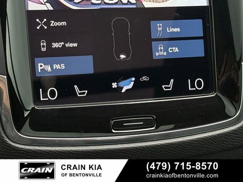 Used 2020 Volvo XC90 T6 Momentum AWD/4WD image 18