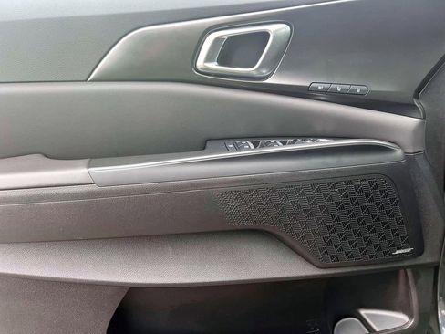 Used 2025 Kia Carnival SX Prestige image 17