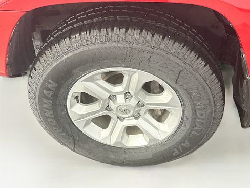 Used 2024 Toyota 4Runner SR5 Premium image 11