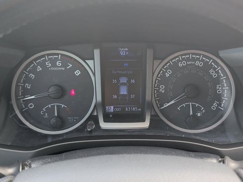 Used 2019 Toyota Tacoma Limited AWD/4WD image 16