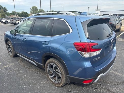 Used 2023 Subaru Forester Touring AWD/4WD image 5