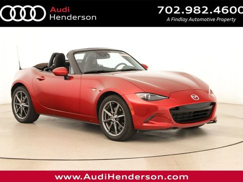 Used 2019 MAZDA MX-5 Miata Grand Touring image 1