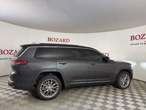 Used 2022 Jeep Grand Cherokee L Summit w/ Luxury Tech Group V image 9