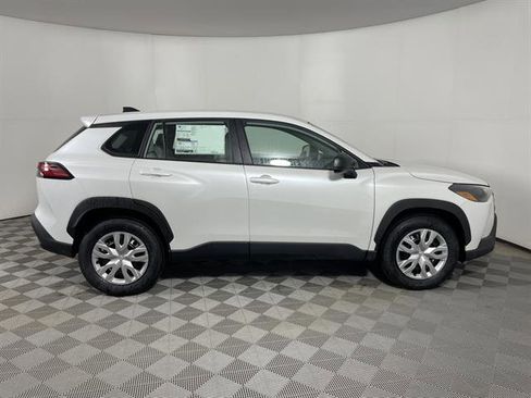 New 2026 Toyota Corolla Cross L image 8