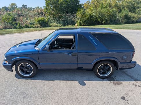 Used 2004 Chevrolet Blazer LS w/ Preferred Equipment Group image 32