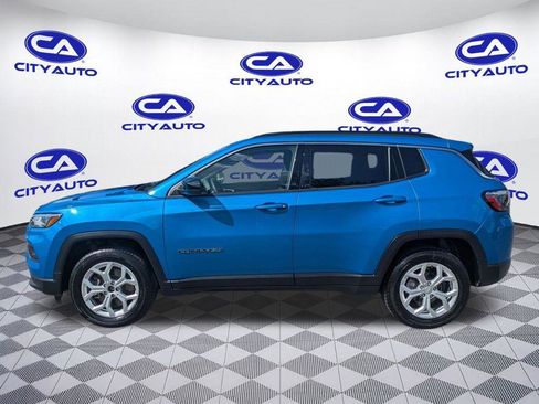Used 2024 Jeep Compass Latitude image 6
