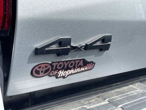 Used 2024 Toyota Tacoma TRD Off-Road image 12