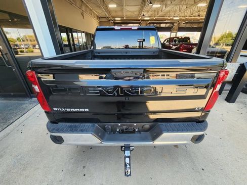 Used 2024 Chevrolet Silverado 1500 LT RWD image 5
