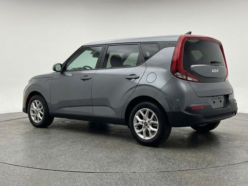 Used 2025 Kia Soul LX w/ LX Technology Package image 6