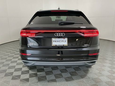 Used 2022 Audi Q8 Premium AWD/4WD image 6