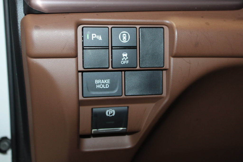 Used 2023 Acura RDX w/ Technology Package AWD/4WD image 8