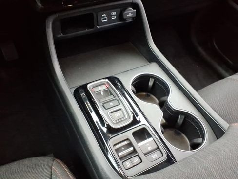 Used 2024 Honda Pilot Sport image 22