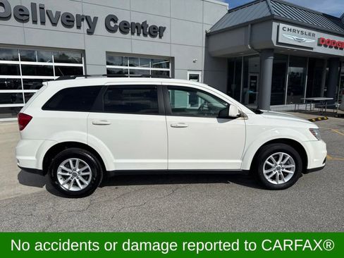 Used 2017 Dodge Journey SXT w/ Premium Group FWD image 4