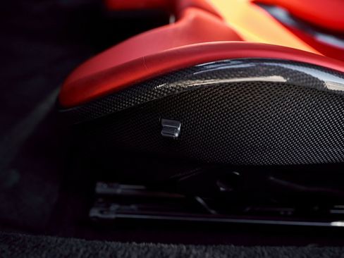 Used 2022 Ferrari SF90 Stradale image 44