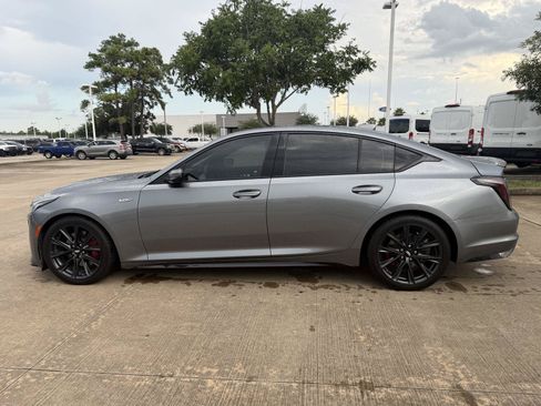 Used 2021 Cadillac CT5 V w/ Cold Weather Package RWD image 6