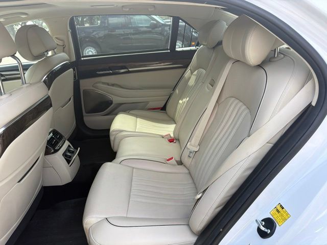 Used 2017 Genesis G90 5.0 Ultimate RWD image 7