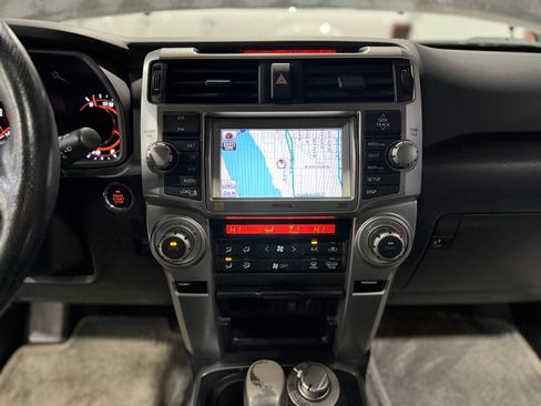 Used 2011 Toyota 4Runner Limited image 14