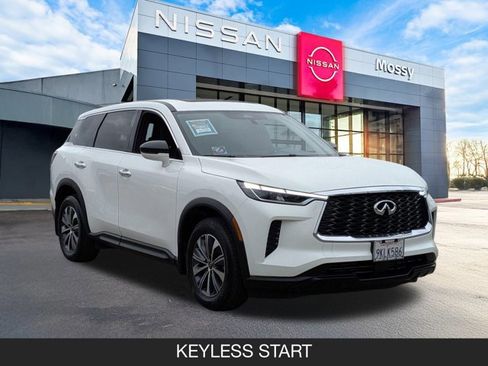 Certified 2025 INFINITI QX60 Pure image 2